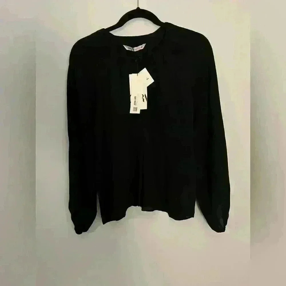 Zara Limited Addition Black Flowy Blouse - Picture 4 of 4